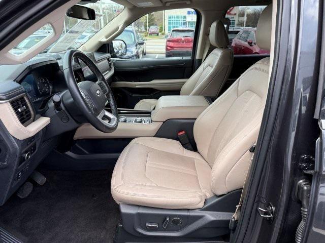 used 2023 Ford Expedition car, priced at $44,499