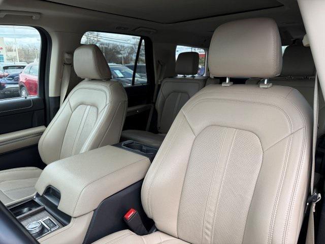 used 2023 Ford Expedition car, priced at $44,499