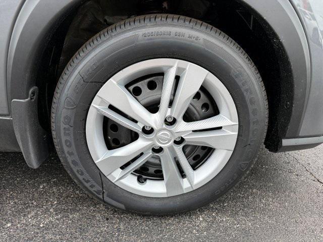 new 2025 Nissan Kicks car, priced at $21,679