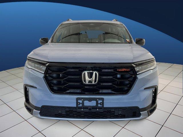 new 2025 Honda Pilot car, priced at $51,449