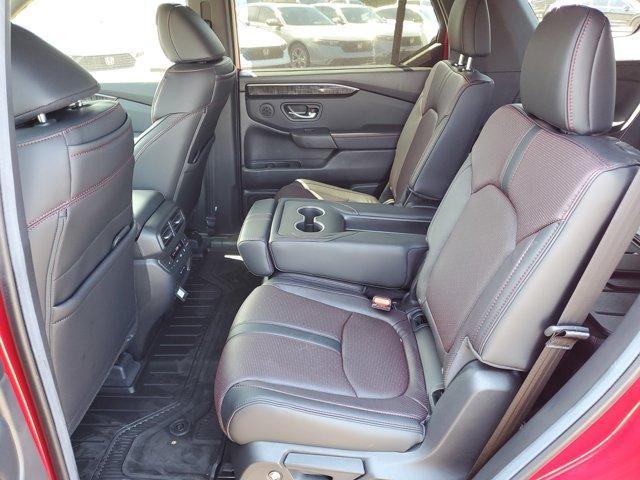 new 2025 Honda Pilot car, priced at $51,981