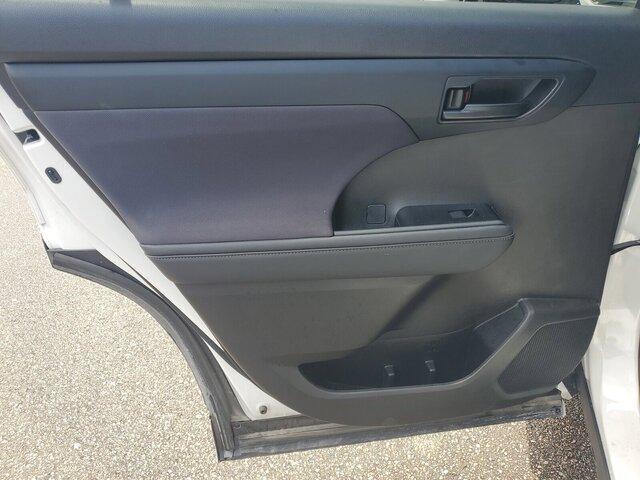 used 2023 Toyota Highlander car, priced at $35,888
