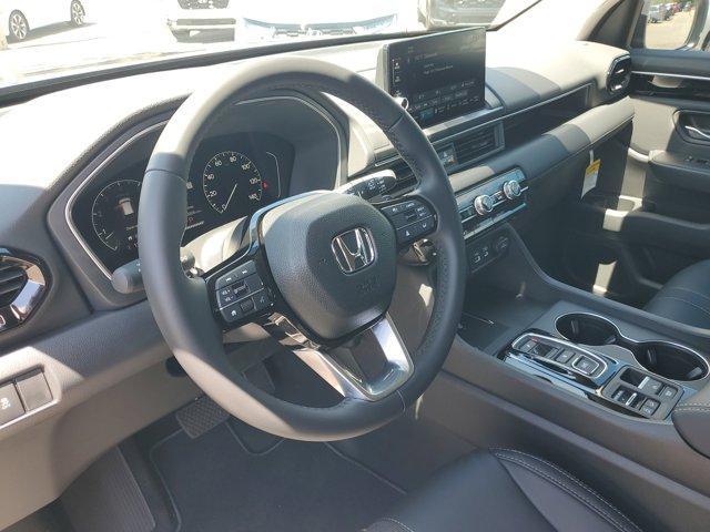 new 2025 Honda Pilot car, priced at $44,770