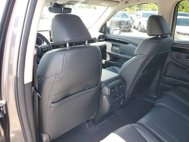 new 2025 Honda Pilot car, priced at $44,770