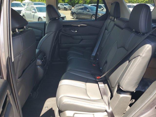new 2025 Honda Pilot car, priced at $44,770