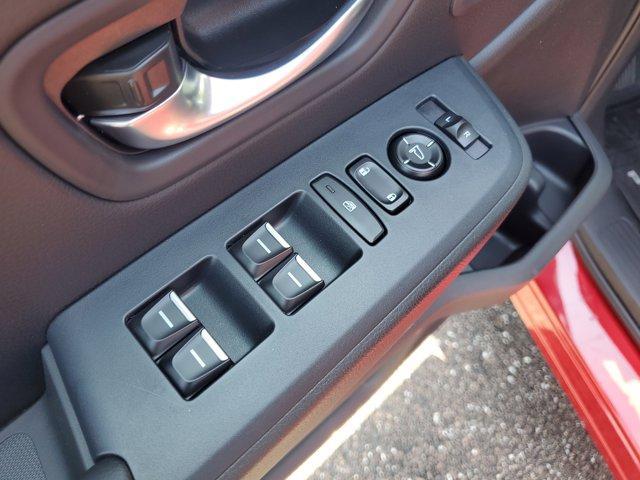 new 2025 Honda Pilot car, priced at $47,658