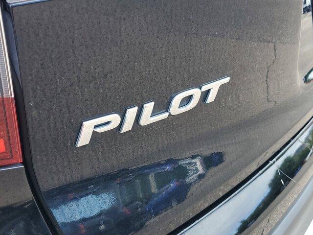 used 2021 Honda Pilot car, priced at $21,988
