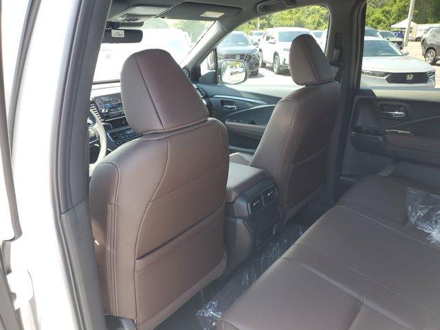 new 2025 Honda Ridgeline car, priced at $42,192