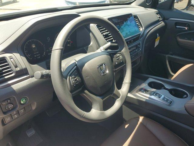 new 2025 Honda Ridgeline car, priced at $42,192