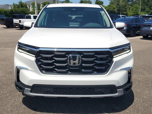new 2025 Honda Pilot car, priced at $44,650