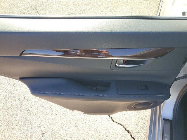 used 2015 Lexus ES 350 car, priced at $14,588