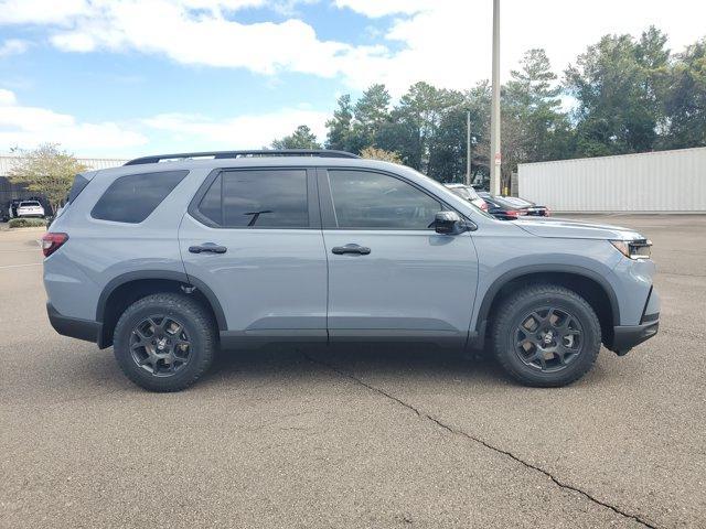 new 2025 Honda Pilot car, priced at $48,619