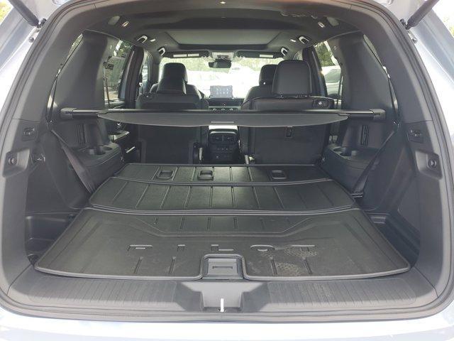 new 2025 Honda Pilot car, priced at $48,619