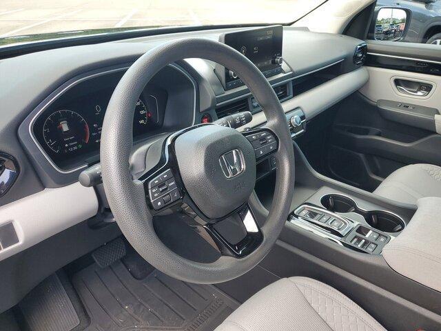used 2023 Honda Pilot car, priced at $30,598