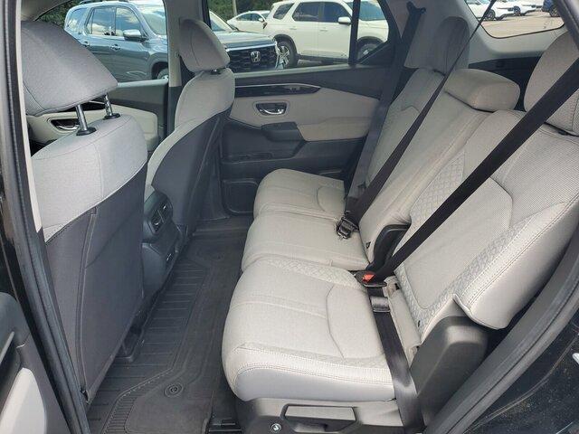 used 2023 Honda Pilot car, priced at $30,598