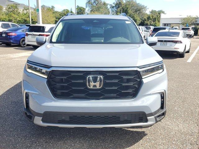 new 2025 Honda Pilot car, priced at $47,402