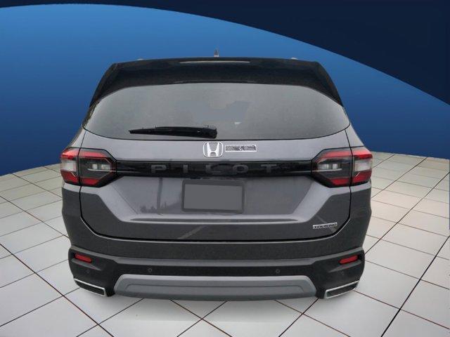 new 2025 Honda Pilot car, priced at $49,094