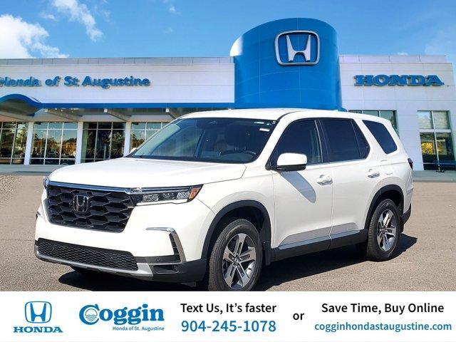 new 2025 Honda Pilot car, priced at $44,055