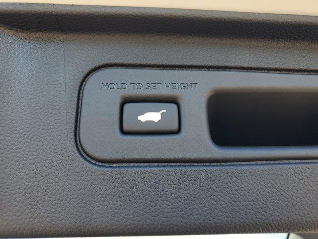 new 2025 Honda Pilot car, priced at $44,055