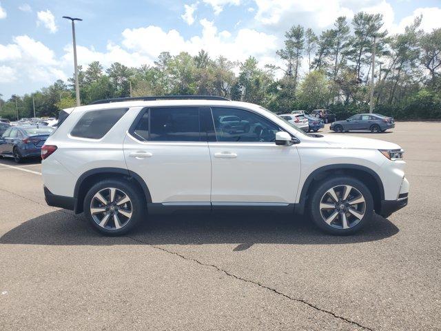 new 2025 Honda Pilot car, priced at $46,630