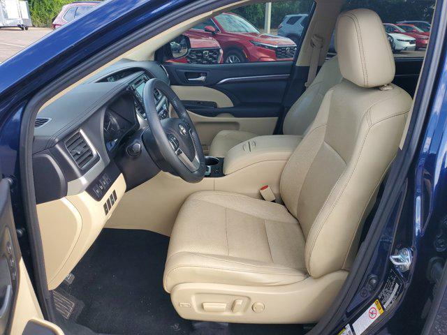 used 2016 Toyota Highlander car, priced at $18,850