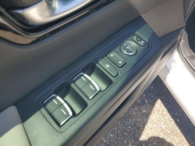 used 2025 Honda CR-V car, priced at $34,500