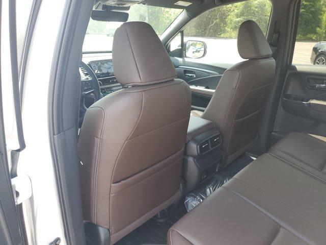 new 2025 Honda Ridgeline car, priced at $42,192