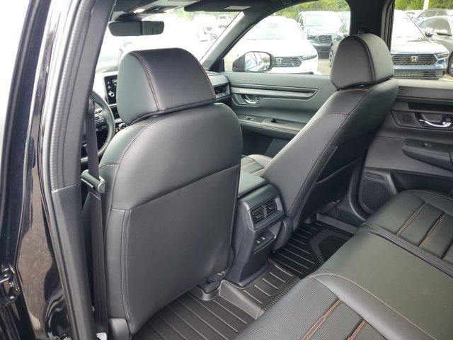 new 2026 Honda CR-V Hybrid car, priced at $38,106