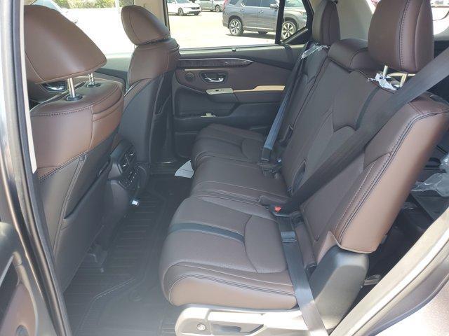 new 2025 Honda Pilot car, priced at $50,177