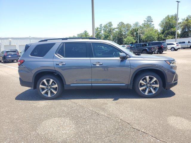 new 2025 Honda Pilot car, priced at $50,177
