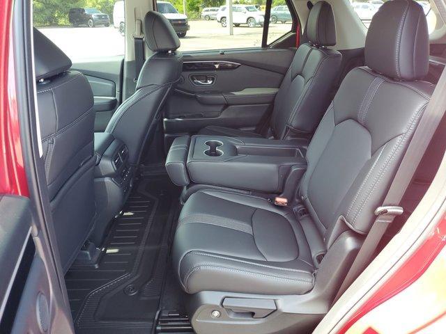 new 2025 Honda Pilot car, priced at $48,329