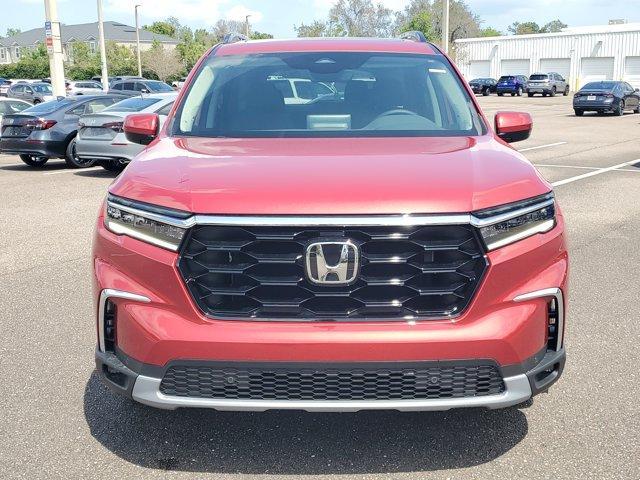 new 2025 Honda Pilot car, priced at $48,568