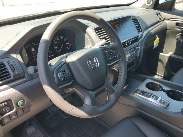 new 2025 Honda Ridgeline car, priced at $44,492