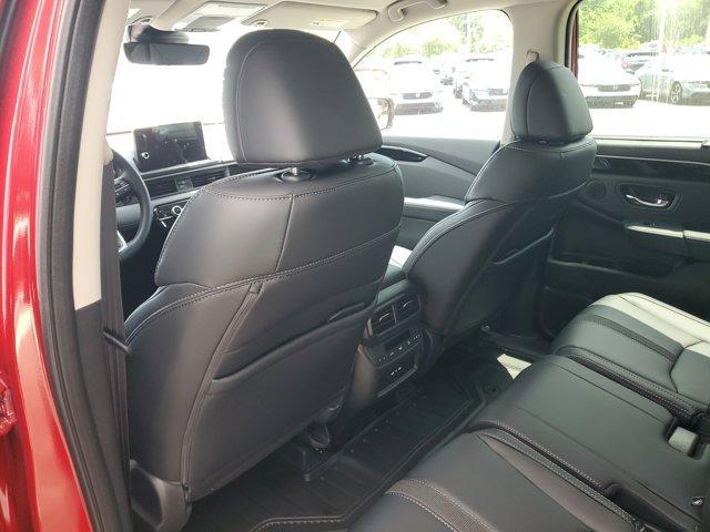 new 2025 Honda Pilot car, priced at $44,143