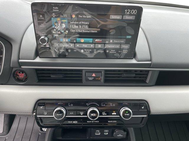 new 2025 Honda Pilot car, priced at $45,190