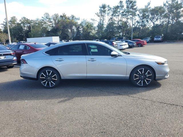 new 2025 Honda Accord Hybrid car, priced at $40,395