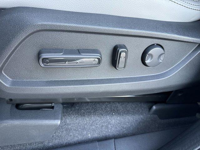 new 2025 Honda Pilot car, priced at $45,577