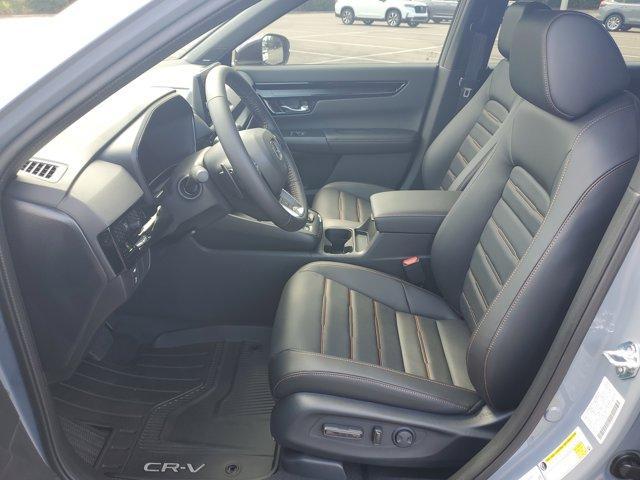 new 2025 Honda CR-V Hybrid car, priced at $39,967