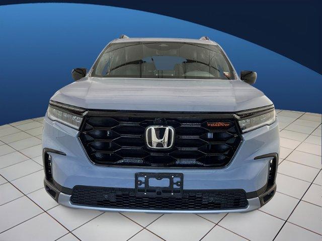 new 2025 Honda Pilot car, priced at $51,449