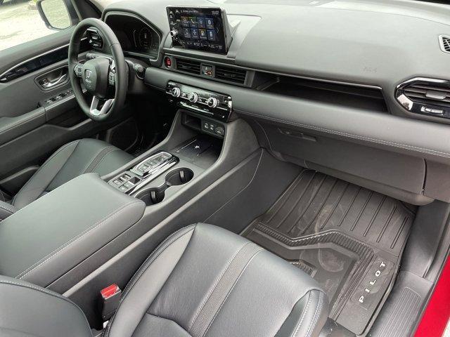 new 2025 Honda Pilot car, priced at $43,635