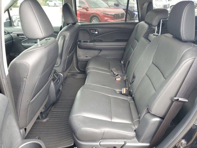 used 2022 Honda Pilot car, priced at $31,393
