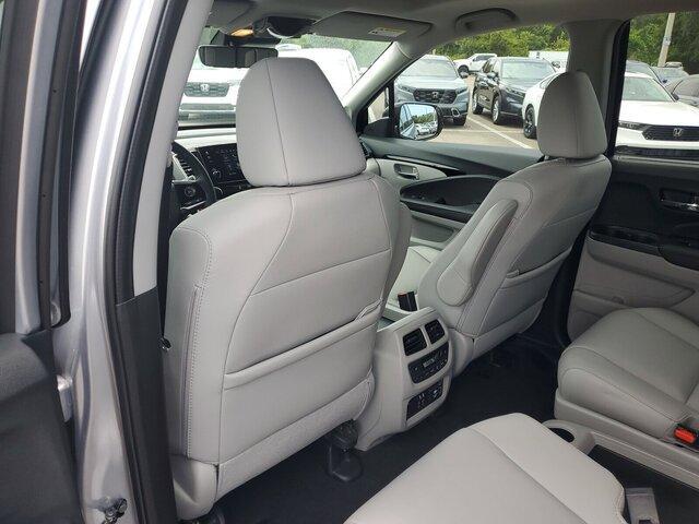used 2022 Honda Pilot car, priced at $38,000