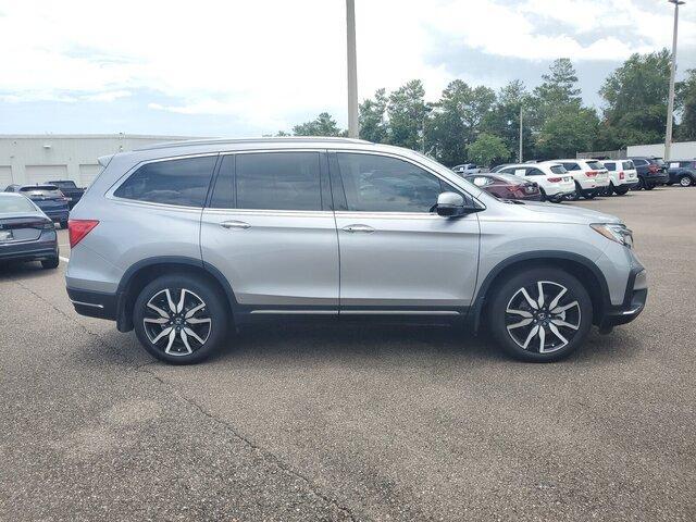 used 2022 Honda Pilot car, priced at $38,000