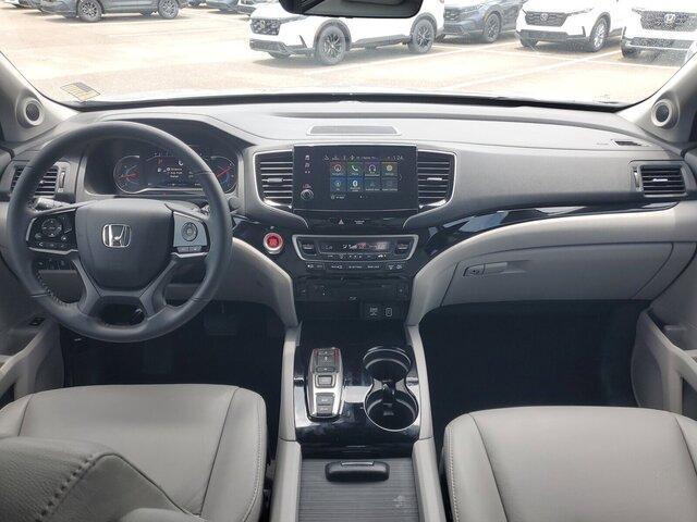 used 2022 Honda Pilot car, priced at $38,000