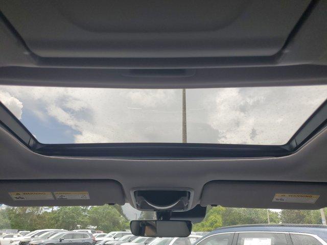 used 2022 Honda Pilot car, priced at $37,766
