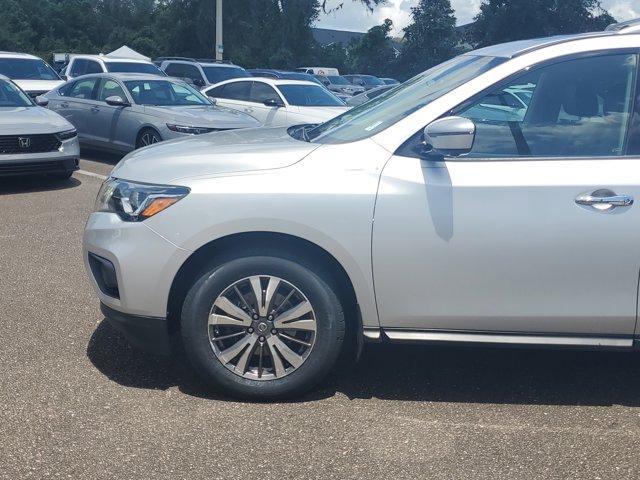 used 2017 Nissan Pathfinder car, priced at $12,877