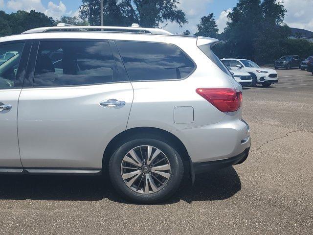 used 2017 Nissan Pathfinder car, priced at $12,877