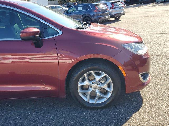 used 2017 Chrysler Pacifica car, priced at $11,877