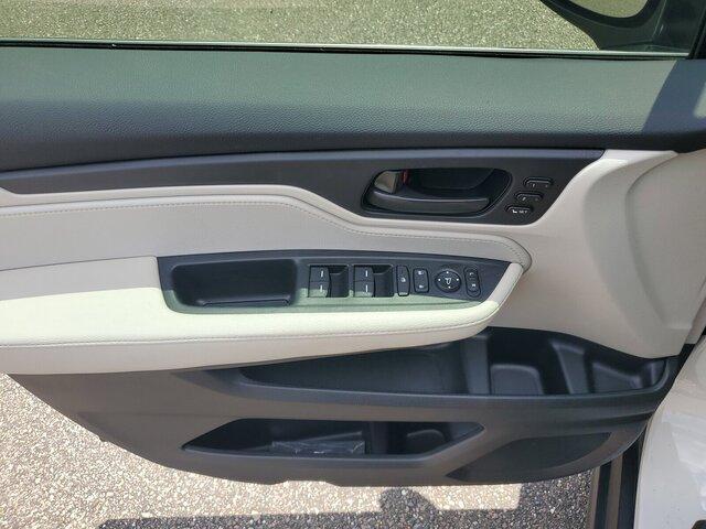 used 2025 Honda Odyssey car, priced at $41,414