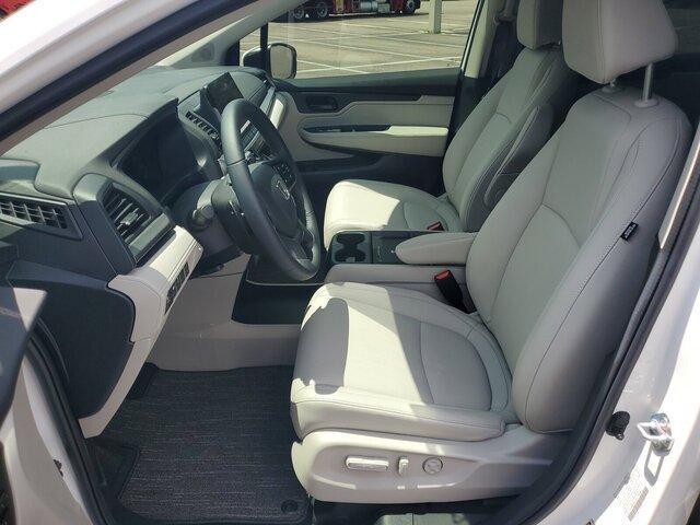 used 2025 Honda Odyssey car, priced at $41,414